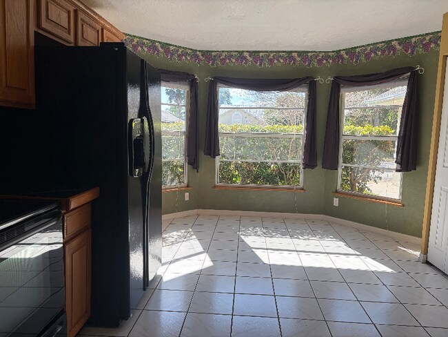 Foto del edificio - 340 Quail Dr