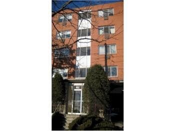 Building Photo - 462 Mount Auburn St