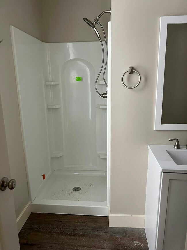 Foto del edificio - 405 E Porter St