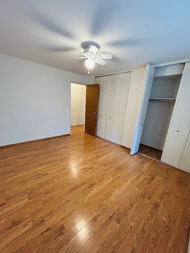 Interior Photo - Hollywood Beach