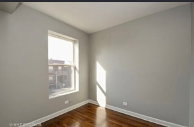 Foto del edificio - 3410 W Walnut St