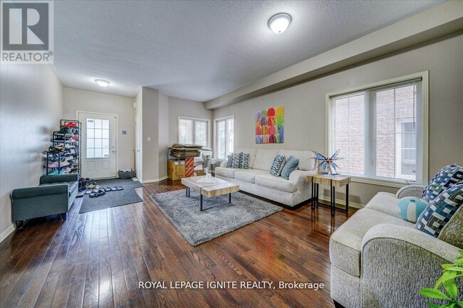 Building Photo - 94 Gillett Dr