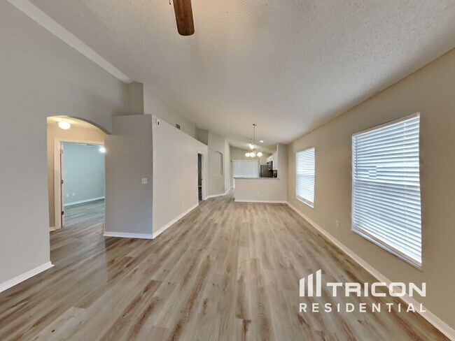 Foto del edificio - 6625 Summer Cove Drive Riverview FL