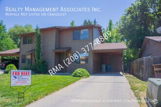 Building Photo - 4319 Rose Hill Ct