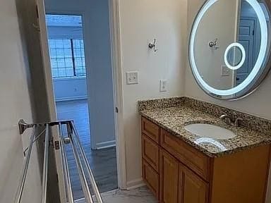Building Photo - 300 Winding River Dr