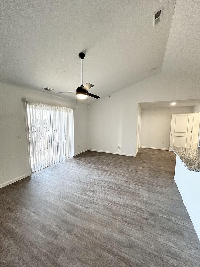 Building Photo - Sagamore Winds Apartments