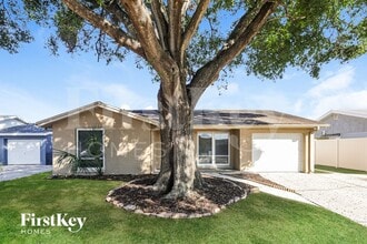 Building Photo - 6803 Fernfield Ct