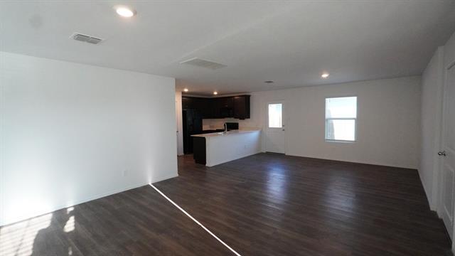 Foto del edificio - 5318 Curwood Dr