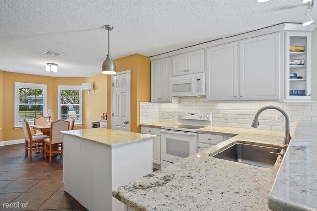 Building Photo - 3 br, 2 bath House - 9209 Whistlewood Drive