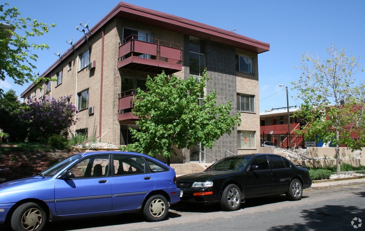 Building Photo - 1269 Marion St