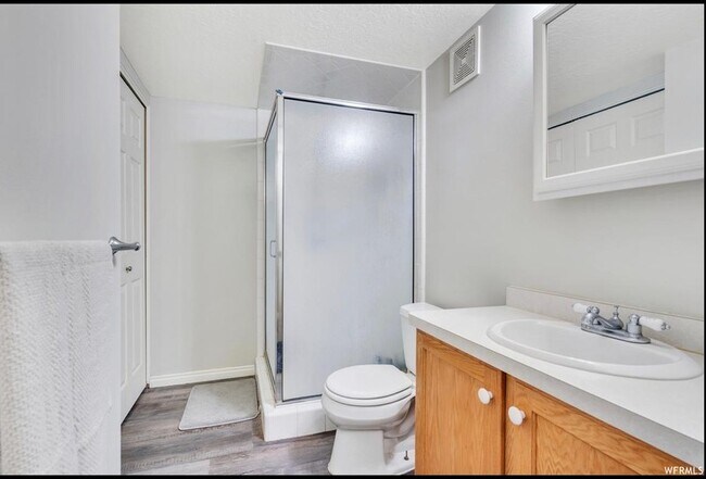 Building Photo - 1202 W 1420 N
