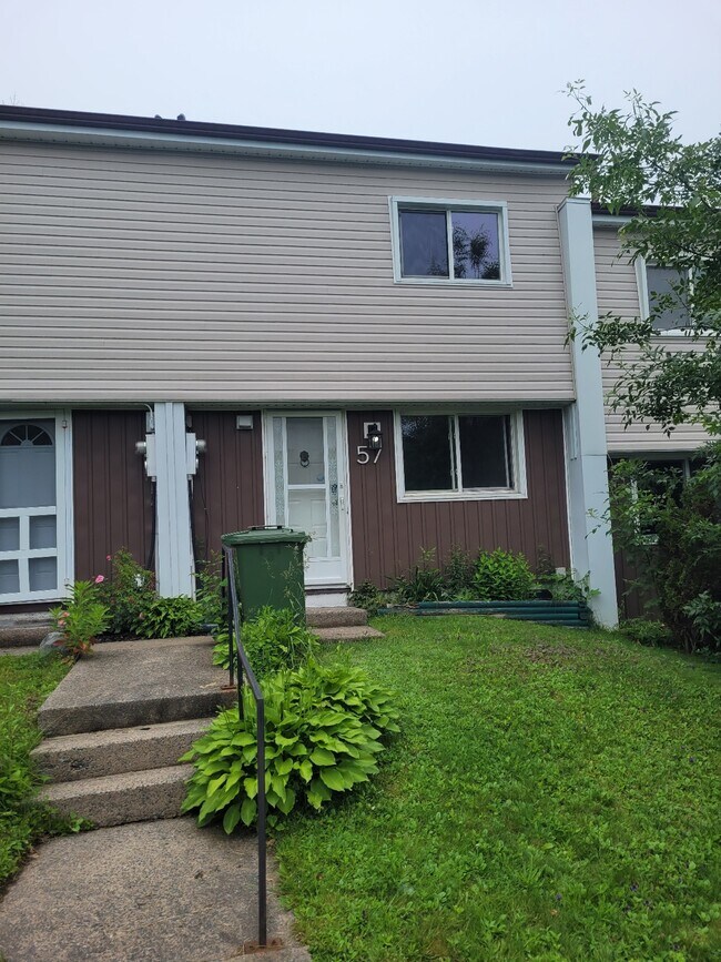 Building Photo - 57 Shepherd Rd