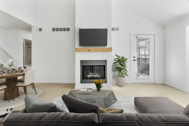 Foto del edificio - Residences at Bear Creek