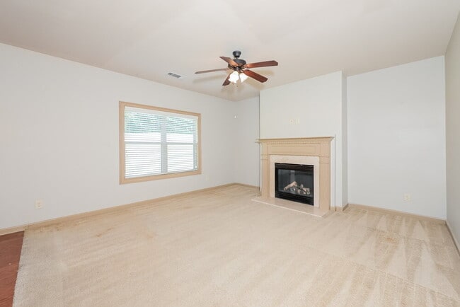 Building Photo - 3096 Montauk Hill Dr NE