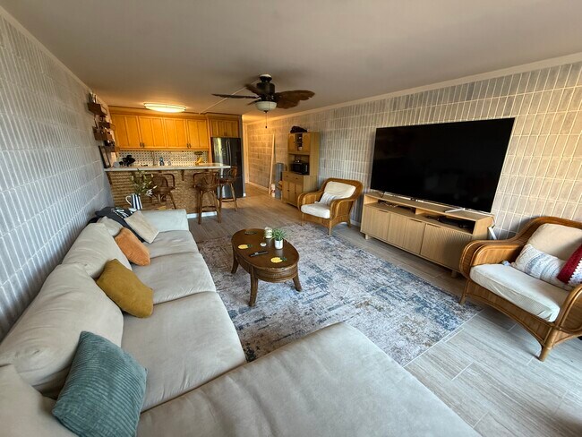 Foto del edificio - 68-055 Akule St