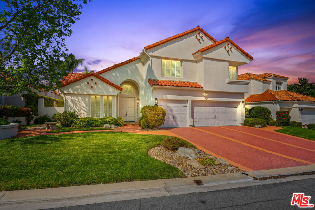 Foto principal - 5683 Hazelcrest Cir