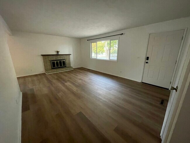 Foto del edificio - 624 2nd St