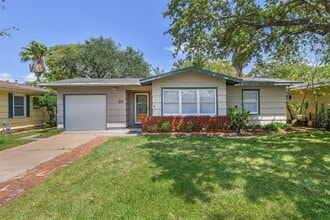 Building Photo - 22 Lyncrest Dr