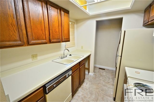 Building Photo - 6852 S Countrywoods Cir