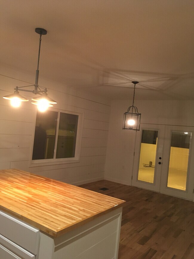 Foto del edificio - 704 cherry st