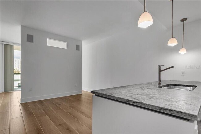 Foto del edificio - 111 N 12th St
