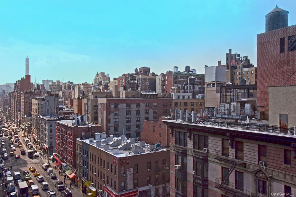 Foto principal - 151 E 85th St
