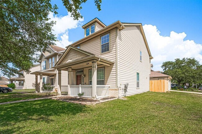 Building Photo - 18934 Sandelford Dr