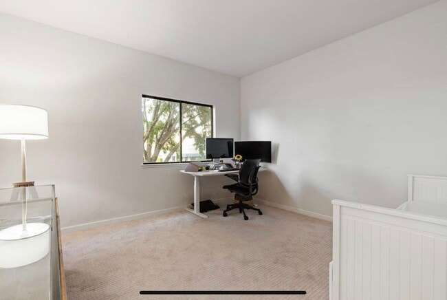 Building Photo - 4691 Albany Cir