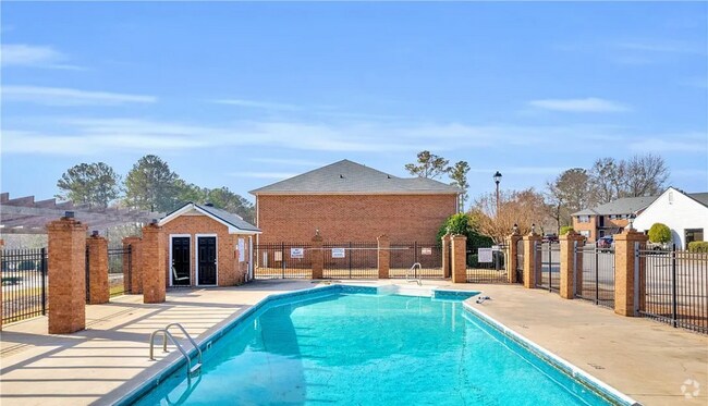 Building Photo - 2165 S Milledge Ave