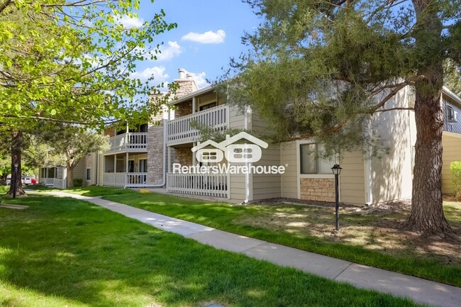 Building Photo - 8225 Fairmount Dr