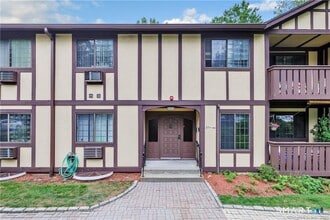 Building Photo - 125 Warner Hill Rd