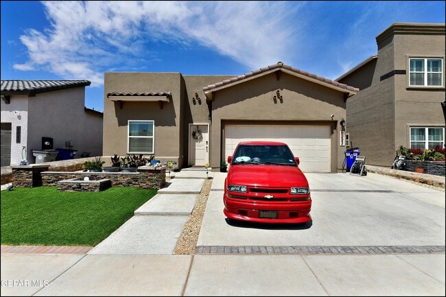 Building Photo - 2225 Tierra Delmonte Dr