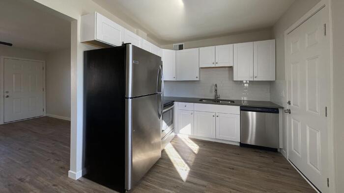 Foto principal - Newly Renovated Spacious 1 Bedroom with Vi...