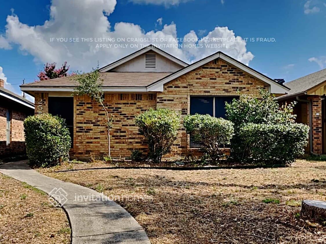 Primary Photo - 2559 Sunscape Ln