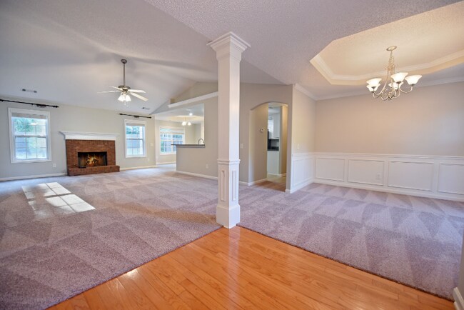 Building Photo - 1417 Faith Dr