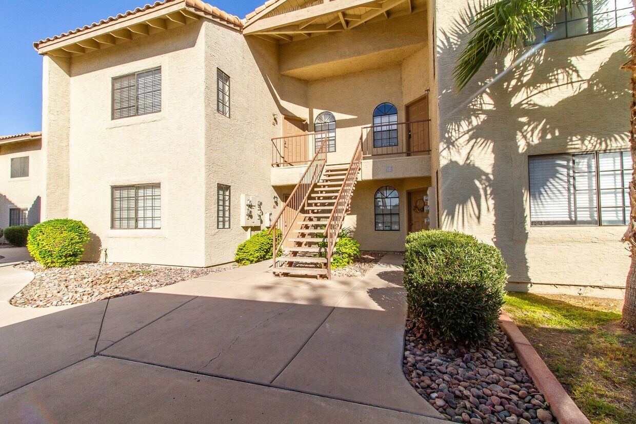 **Charming 2 Bedroom Condo for Rent at Park Centre** - **Charming 2 Bedroom Condo for Rent at Park Centre**