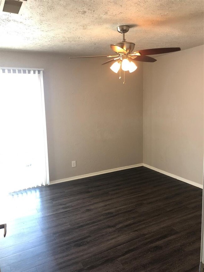 Foto del edificio - 7302 Duval St