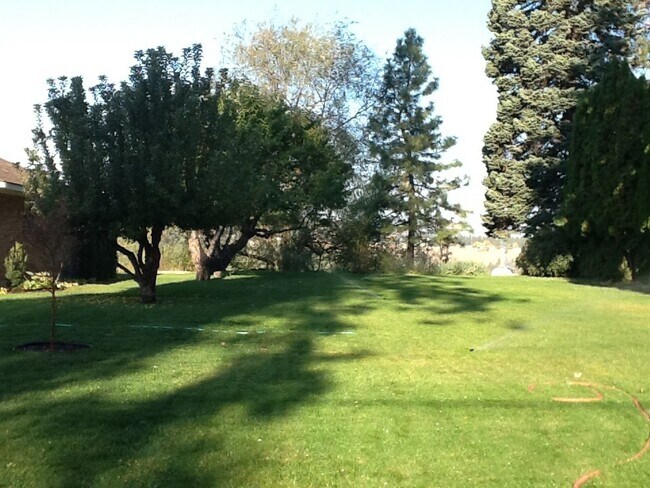 Foto del edificio - Audubon Area 3 Bedroom 2 Bath Brick Rancher with Spokane River Views