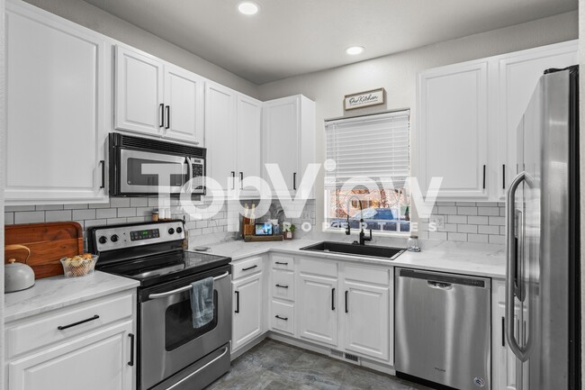 Foto del edificio - 2259 Falkirk Dr