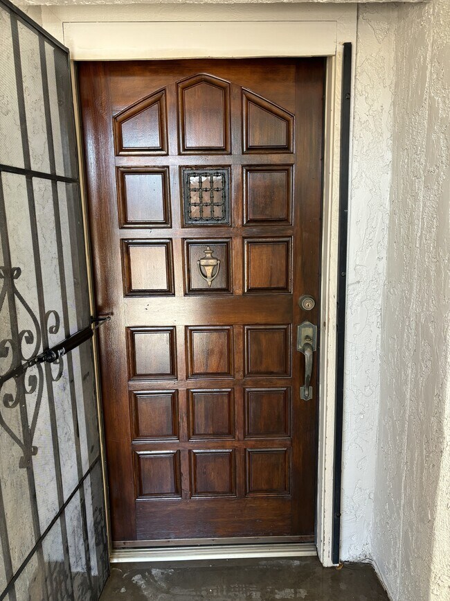 Foto del edificio - 4910 N 74th St