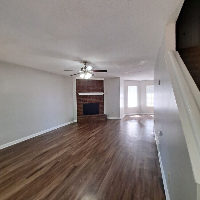Building Photo - 2533 Baxter Cove