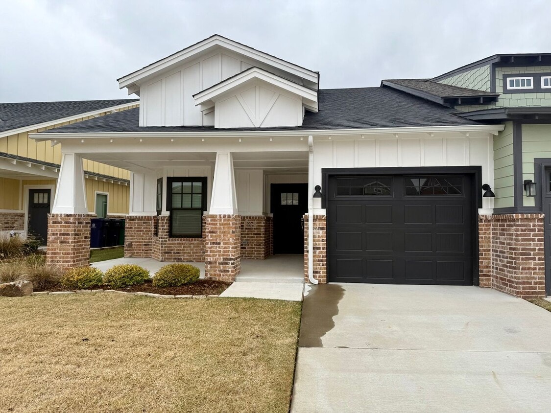 Primary Photo - Beautiful 2 Bed 2 Bath! $500 Off First Full Month!!