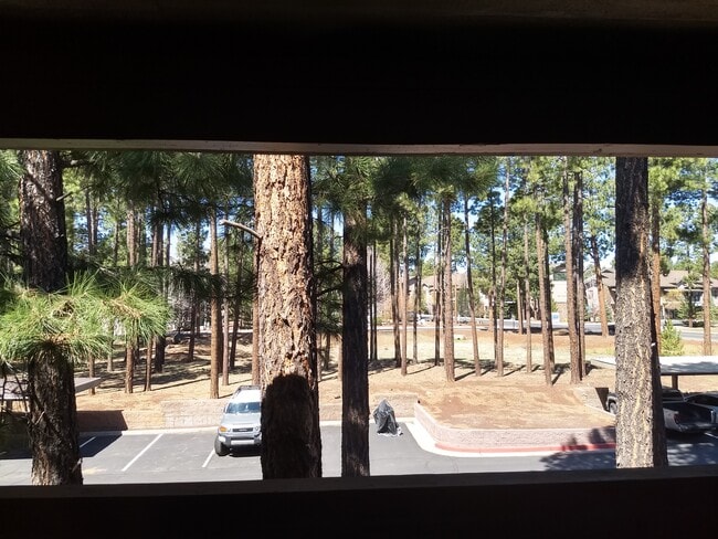 Building Photo - 1385 W University Ave