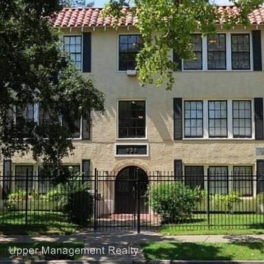 Primary Photo - 838 Lowerline St