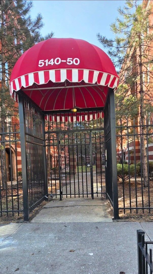 Foto del edificio - 5142 S King Dr