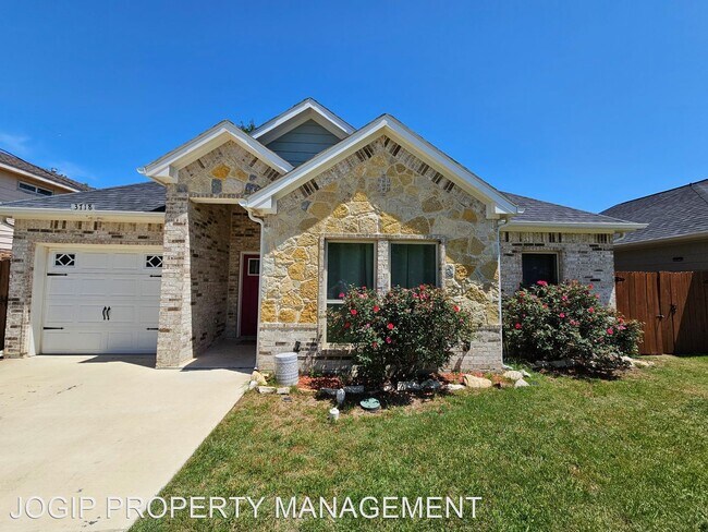Building Photo - 4 br, 2 bath House - 3718 Harlingen St.