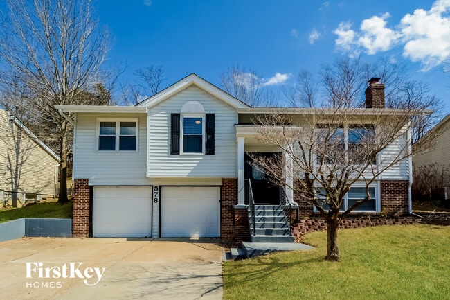 Building Photo - 578 Green Forest Dr