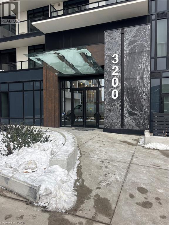 Photo du bâtiment - 3200 William Coltson Ave