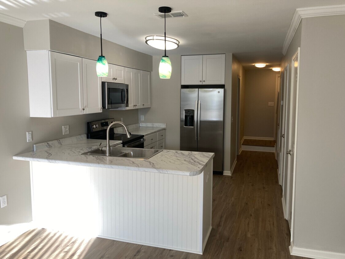 Foto principal - 50 Marshland Rd