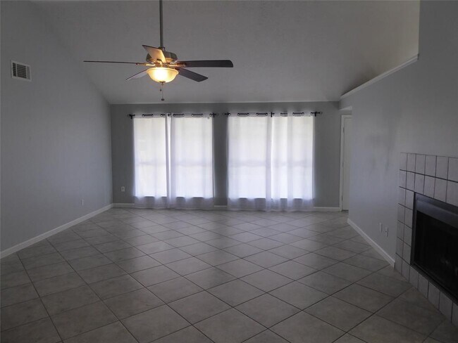 Building Photo - 2931 Bentley Ct